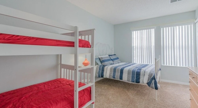 4749 Ormond Beach 4 Bedroom Home, Varaa Hotelli Hotellit Kissimmee pysäköinnillä, Pysäköinti