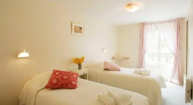 Hotel Des Arts, Book Hotel Puybrun Dodogne Valley