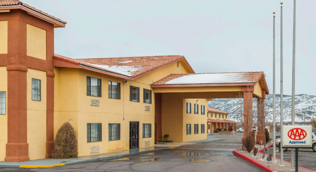 Номер Standard Quality Inn & Suites Grants - I-40