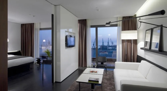 Двухместный люкс Executive The Met Hotel Thessaloniki, a Member of Design Hotels