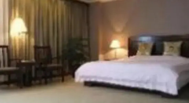 Fangda Business Hotel, Rezervovat Hotel Luo-jang Henan