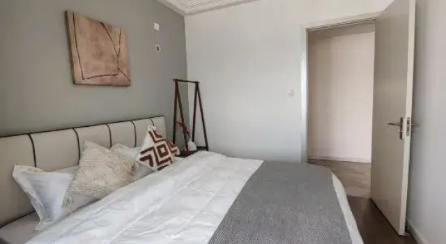 Люкс с 3 комнатами Yimao Meiju Cinema-style Apartment (Zunyi Wuyue Plaza)