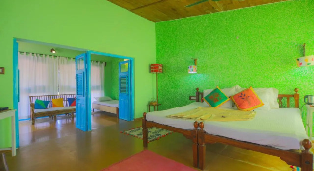 Mahua Bagh, Prenota Hotel Sarne Maharashtra