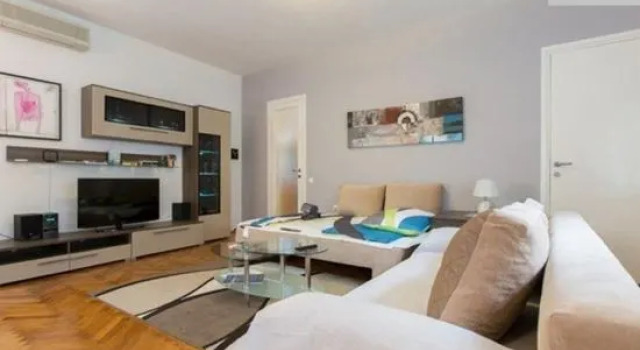 Apartment Atrium Plaza, Забронировать Апартаменты/квартира Апартаменты Загреба, рядом с Zagreb Stone Gate, Апартаменты/квартира