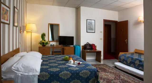 Standard- tredobbelt værelse Hotel Redebora