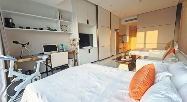 Двухместный номер Comfort с видом на окрестности Interact China Fine Condo - Novotown