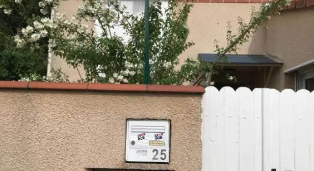 2 Chambres B&B Près De L'Aéroport Et Du Meett