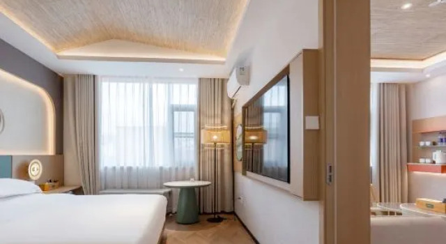 Люкс Luxury Guoling Hotel No.19