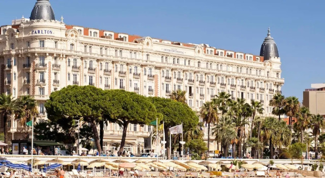 Steva Rentals - 200m du Palais des Festivals et de la Plage, Забронировать Апартаменты/квартира Отели Канн с парковкой, рядом с Le Croisette Casino Barriere de Cannes, Парковка