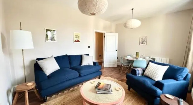 Redland Suites - Apartment 6