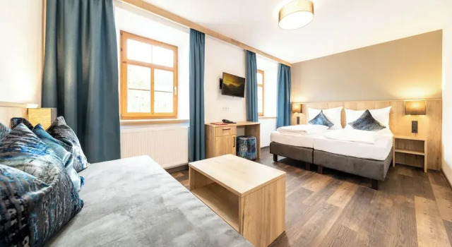 Номер Standard с балконом и с видом на город Hotel Heitzmann