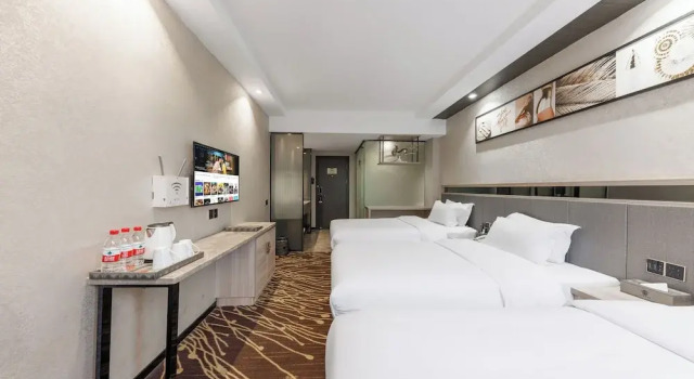Номер Comfort Fuhao Hotel