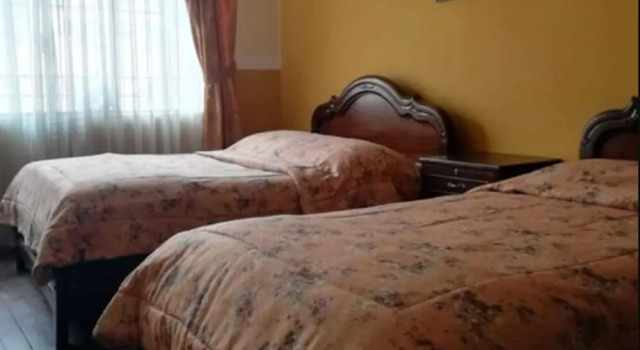 Hostal Toscana, Забронировать Отель Ла-Пас департамент Ла-Пас, рядом с Buenos Aires Teleferico Station