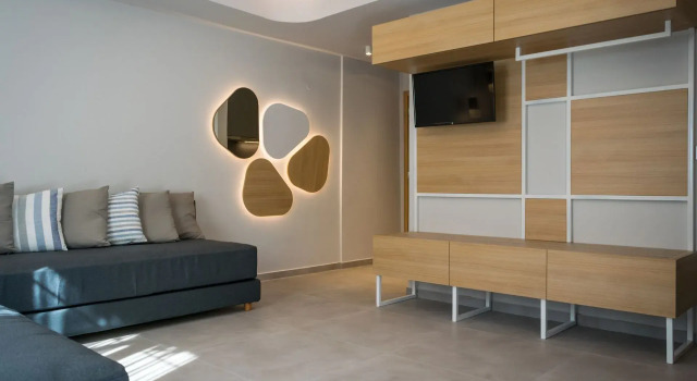 Люкс Цокольный этаж c 1 комнатой Evdokia Suites