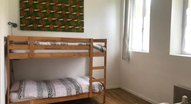 L'École Buissonnière, Rezerwuj Hotel Combrand Poitou-Charentes