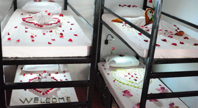Кровать в общем номере (мужской номер) Kafu Hostel & Pool