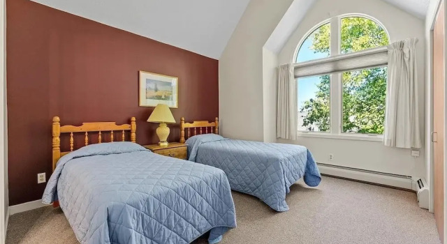 Fall Line Condo D6 3 Bedroom Condo, Забронировать Апартаменты/квартира Киллингтон Killington Ski, рядом с Killington Adventure Center