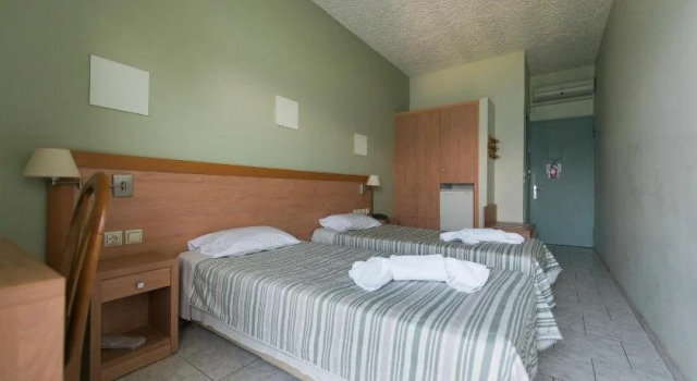 Plaz Hotel, Buchen Sie Hotel Selianítika Achaia