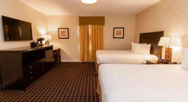 Четырёхместный номер Standard American Hotel