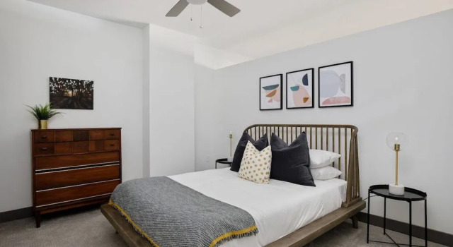 THE GRAND - Modern DT Apts with Free Parking by Zencity
