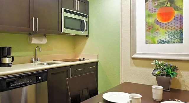 Четырёхместный люкс c 1 комнатой Homewood Suites by Hilton Orlando Airport