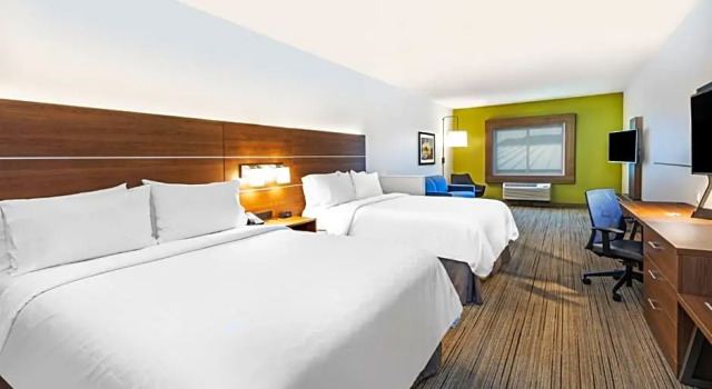 Номер Deluxe Holiday Inn Express & Suites Junction by IHG