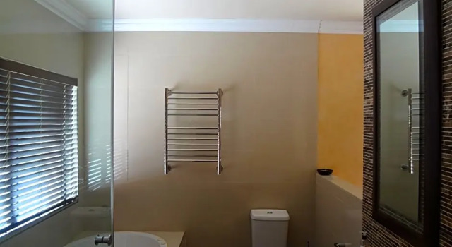 Люкс с балконом Awali Lodge