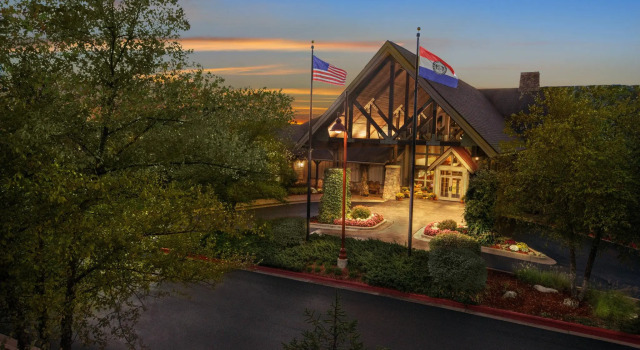Marriotts Willow Ridge Lodge, Забронировать Отель Отели Table Rock Lake с парковкой, Парковка
