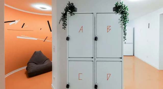 Sunny hostel room for 3, Забронировать Хостел Отели Мангейма с парковкой, рядом с Ратуша Мангейма, Парковка