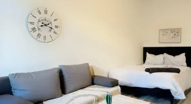 Stylish 1BR Long Stay Close to AKH