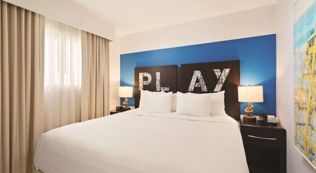 Двухместный люкс с видом на океан Sirata St Pete Beach Resort Tapestry Collection by Hilton