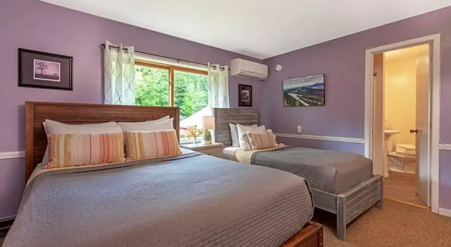 Трёхместный номер Standard White Horse Lodge