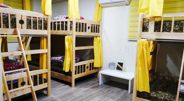 Onna Guesthouse - Hostel