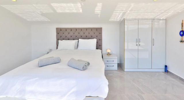 Villa Kajaim Sleeps 8 With Pool, Забронировать Вилла Отели провинции Антальи с парковкой, Парковка