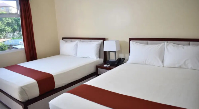 Четырёхместный номер Standard Hotel Grand A View