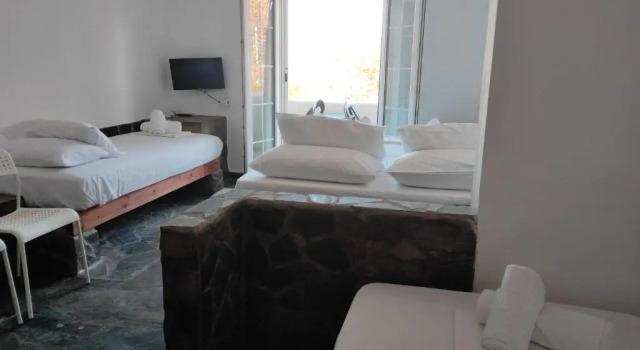 Kea Island, Book Hotel Korissia Kea