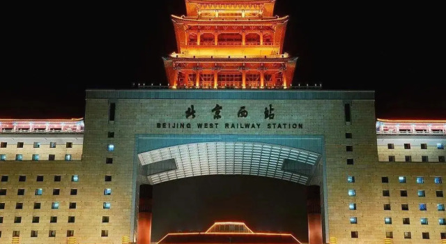 James Joyce Coffetel·Beijing Guang'anmen Grand View Garden, Book Hotel Hoteller i Beijing Province med parkering, Parkering