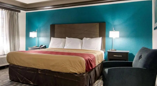 Номер Superior HomeStay Inn & Suites