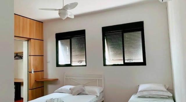 BEACH HOUSE Unidade 1 Casas de Praia Guarujá - 180 Metros do Mar, Забронировать Отель Гуаружа муниципалитет Гуаружа