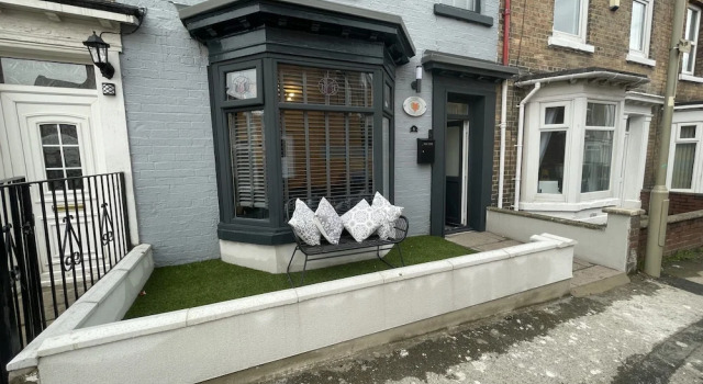 House Located Centrally for up to 8 Guests