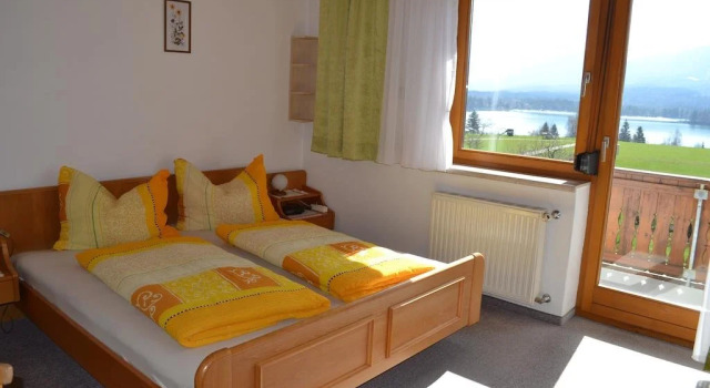 Gästehaus Uggowitzer, Prenota Hotel Drobollach am Faaker See Lake Faak