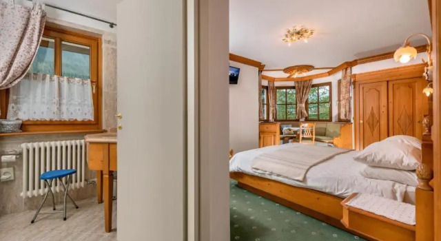 Номер Standard Millenium Hotel
