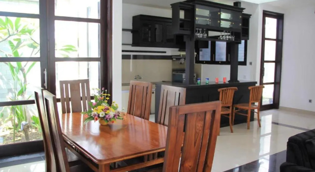 Вилла с 3 комнатами Ketut Villa Sanur