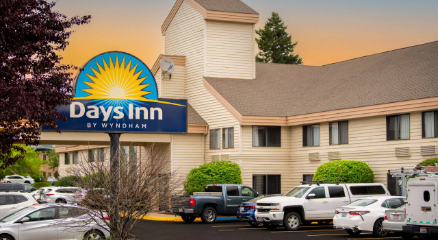 Days Inn by Wyndham Coeur dAlene, 预订 酒店 科达伦 爱达荷州