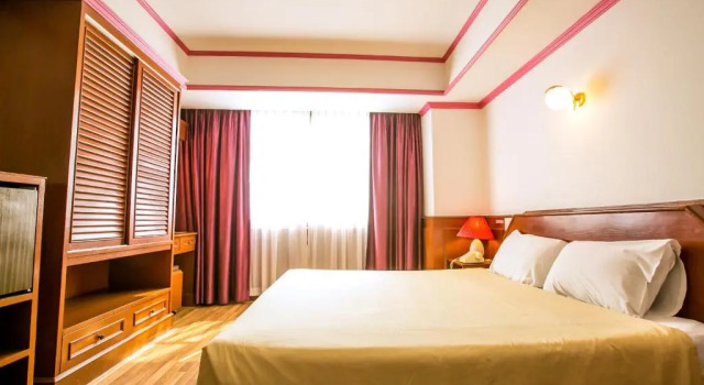 Номер Superior Elizabeth Hotel