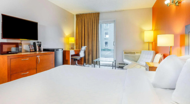 Двухместный номер Clarion Pointe Quebec Airport