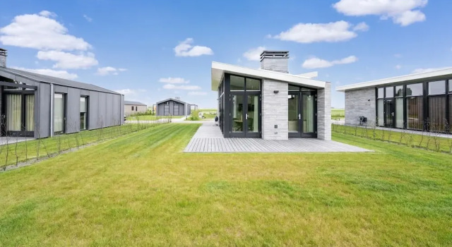 Holiday Home in Oud Ade Near Kaag Lakes, Забронировать Дом для отпуска Каг Южная Голландия