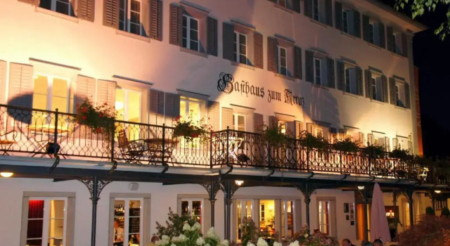 Hotel Kreuz by b_smart