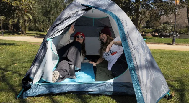 Haro San Vino Wine Fight Camping, Book Campingplads Hoteller i Haro med pool, Swimmingpool