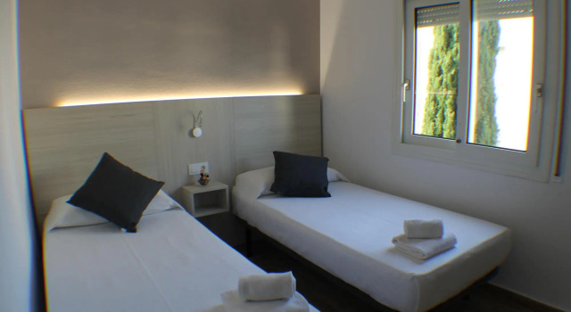 Rescator Resort 325 in Roses